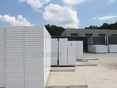 大通建材施工圍擋一般多少錢一米？批發(fā)有優(yōu)惠嗎？