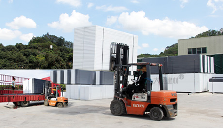 大通建材，工地圍擋，施工圍擋廠(chǎng)家，貨源穩(wěn)定，自由工廠(chǎng)生產(chǎn)銷(xiāo)售。
